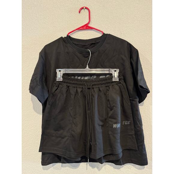 White Fox Vol. 3 Graphic Tee Set NWOT - Picture 1 of 11